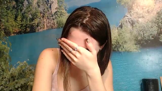 Gallery image thumbnail from Viena's myfreecams stream on, 11/09/2024, 20:21 image 13 of 20