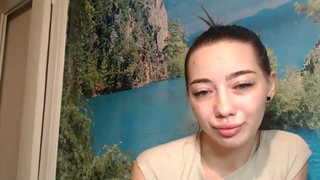 Gallery image thumbnail from Viena's myfreecams stream on, 11/11/2024, 15:23 image 12 of 20