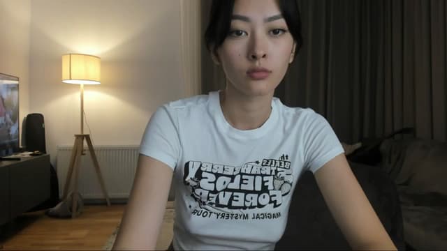 Gallery image thumbnail from Vikki's myfreecams stream on, 09/12/2024, 24:23 image 6 of 20