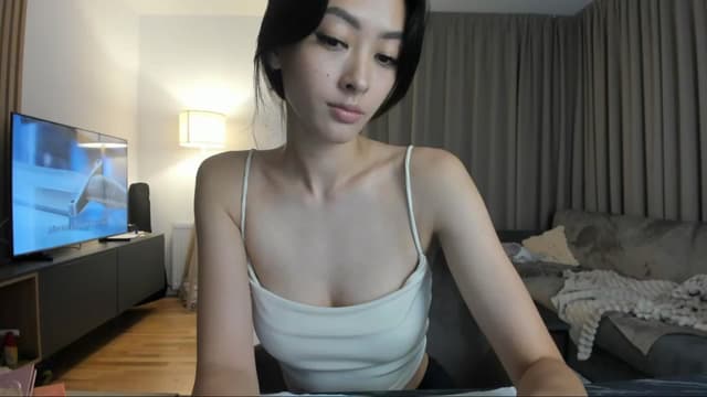 Gallery image thumbnail from Vikki's myfreecams stream on, 09/27/2024, 23:43 image 9 of 20