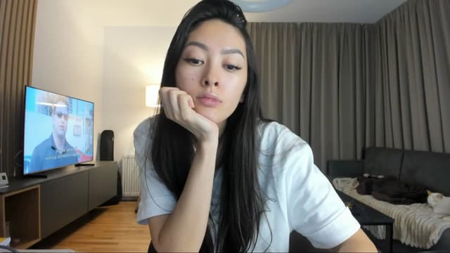 Gallery image thumbnail from Vikki's myfreecams stream on, 11/29/2024, 24:12 image 2 of 20