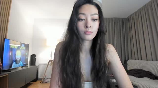 Gallery image thumbnail from Vikki's myfreecams stream on, 12/13/2024, 01:56 image 2 of 20