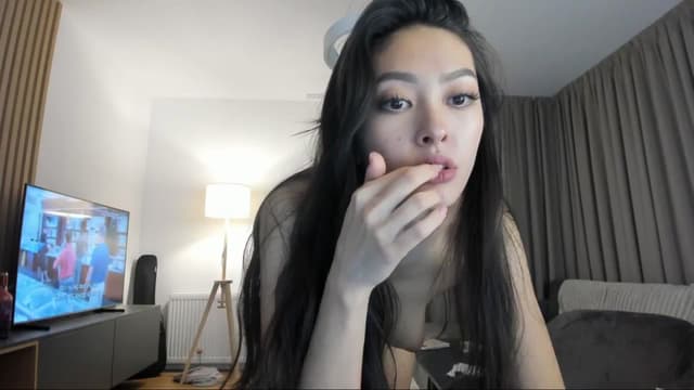 Gallery image thumbnail from Vikki's myfreecams stream on, 12/14/2024, 01:29 image 16 of 20