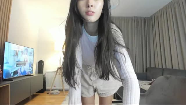 Gallery image thumbnail from Vikki's myfreecams stream on, 12/19/2024, 24:01 image 12 of 20