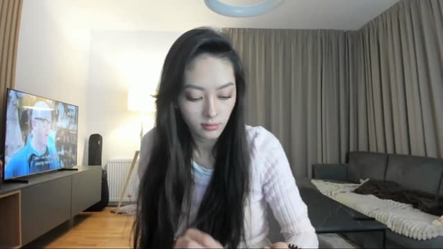 Gallery image thumbnail from Vikki's myfreecams stream on, 12/19/2024, 24:01 image 6 of 20