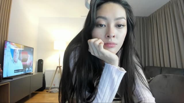 Gallery image thumbnail from Vikki's myfreecams stream on, 12/19/2024, 01:20 image 3 of 20