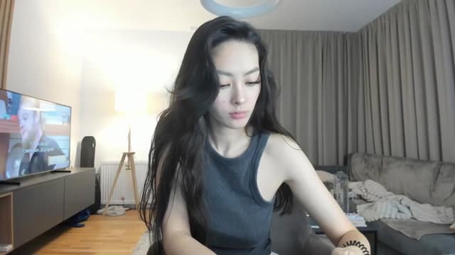 Gallery image thumbnail from Vikki's myfreecams stream on, 01/13/2025, 24:38 image 5 of 20