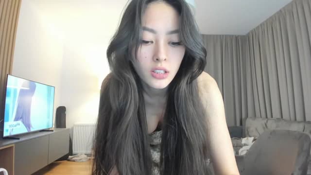 Gallery image thumbnail from Vikki's myfreecams stream on, 01/24/2025, 01:16 image 18 of 20