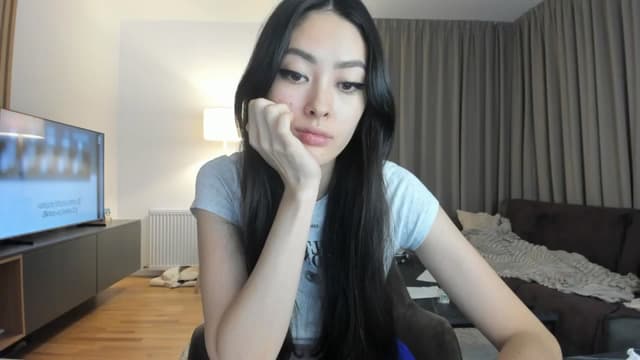 Gallery image thumbnail from Vikki's myfreecams stream on, 02/01/2025, 24:13 image 8 of 20