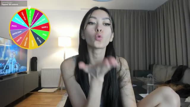 Gallery image thumbnail from Vikki's myfreecams stream on, 03/05/2025, 01:17 image 12 of 20