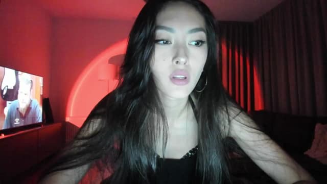 Gallery image thumbnail from Vikki's myfreecams stream on, 04/14/2025, 21:33 image 20 of 20