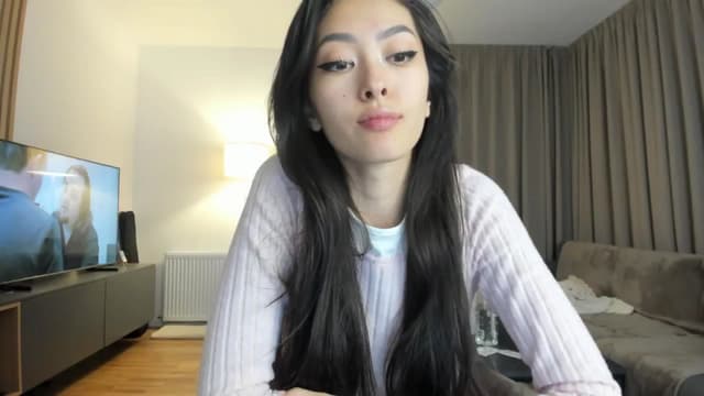 Gallery image thumbnail from Vikki's myfreecams stream on, 05/29/2025, 24:07 image 3 of 20