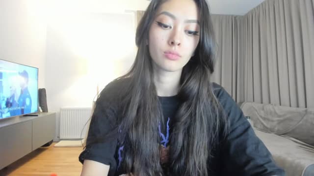 Gallery image thumbnail from Vikki's myfreecams stream on, 06/01/2025, 23:46 image 10 of 20