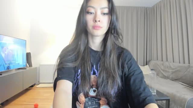 Gallery image thumbnail from Vikki's myfreecams stream on, 06/02/2025, 24:22 image 1 of 20