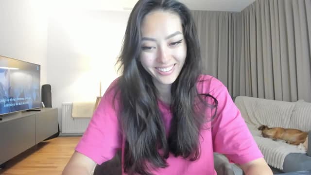 Gallery image thumbnail from Vikki's myfreecams stream on, 06/27/2025, 22:36 image 19 of 20