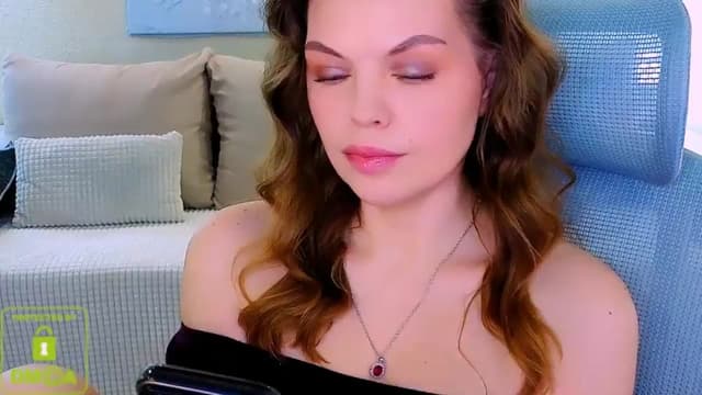 Gallery image thumbnail from Vivia's myfreecams stream on, 02/03/2026, 13:30 image 15 of 20