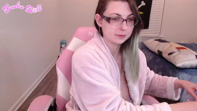 Gallery image thumbnail from XFuukaX's myfreecams stream on, 02/23/2024, 07:34 image 17 of 20