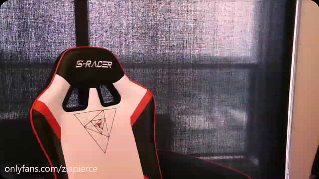 Gallery image thumbnail from Zia_P's myfreecams stream on, 07/01/2023, 16:34 image 1 of 20