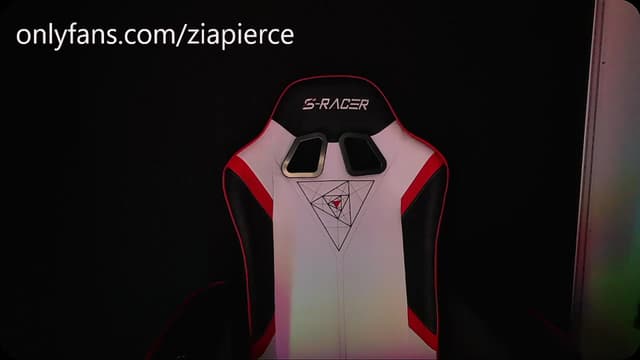 Gallery image thumbnail from Zia_P's myfreecams stream on, 07/06/2023, 05:30 image 9 of 20