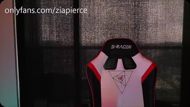 Gallery image thumbnail from Zia_P's myfreecams stream on, 07/09/2023, 20:28 image 20 of 20