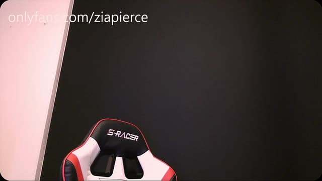 Gallery image thumbnail from Zia_P's myfreecams stream on, 07/19/2023, 01:20 image 14 of 20