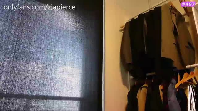 Gallery image thumbnail from Zia_P's myfreecams stream on, 07/23/2023, 21:47 image 6 of 20