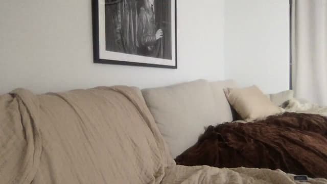 Gallery image thumbnail from Zia_P's myfreecams stream on, 05/03/2024, 03:03 image 17 of 20
