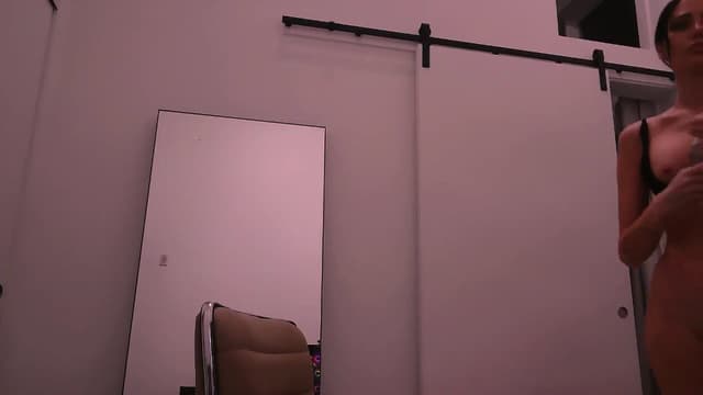 Gallery image thumbnail from Zia_P's myfreecams stream on, 05/11/2024, 03:51 image 13 of 20