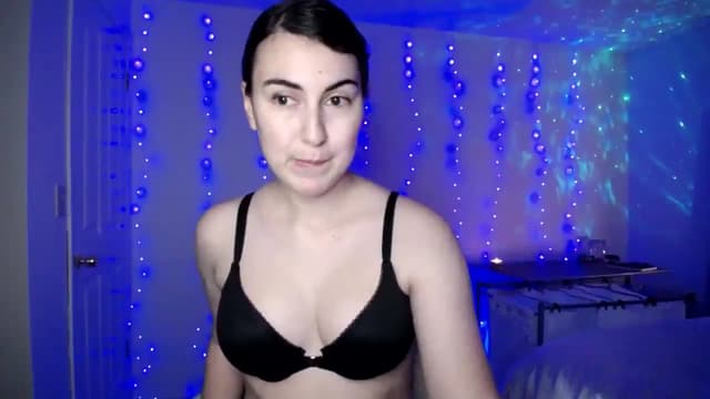 Gallery image thumbnail from Zobot's myfreecams stream on, 12/14/2025, 05:26 image 6 of 20