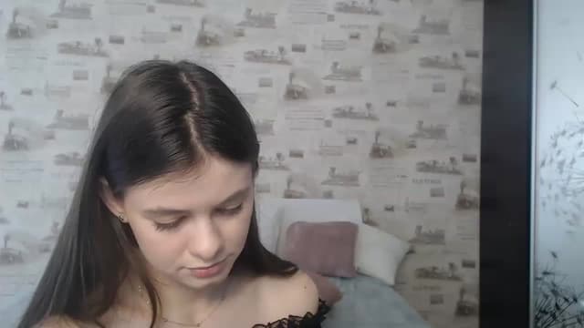 Gallery image thumbnail from ZoeMI's myfreecams stream on, 03/09/2023, 09:50 image 12 of 20