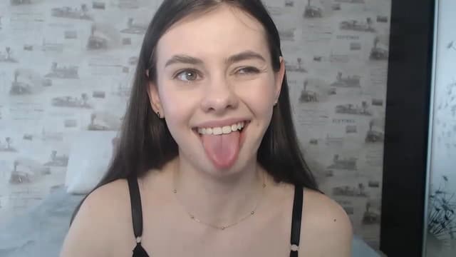 Gallery image thumbnail from ZoeMI's myfreecams stream on, 03/13/2023, 10:36 image 2 of 20