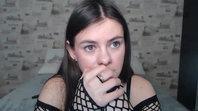 Gallery image thumbnail from ZoeMI's myfreecams stream on, 03/17/2023, 09:37 image 19 of 20