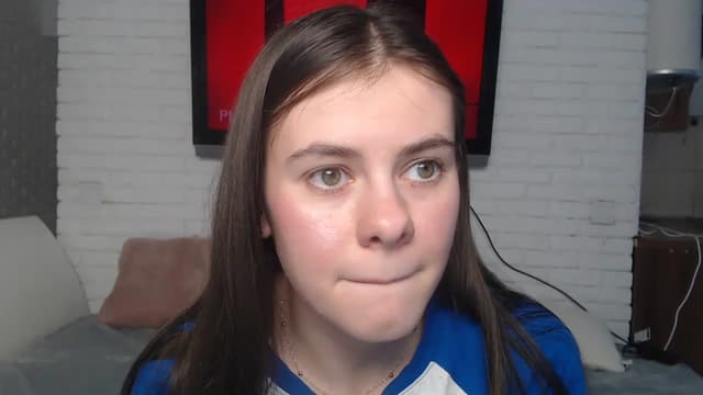 Gallery image thumbnail from ZoeMI's myfreecams stream on, 03/31/2023, 12:27 image 15 of 20