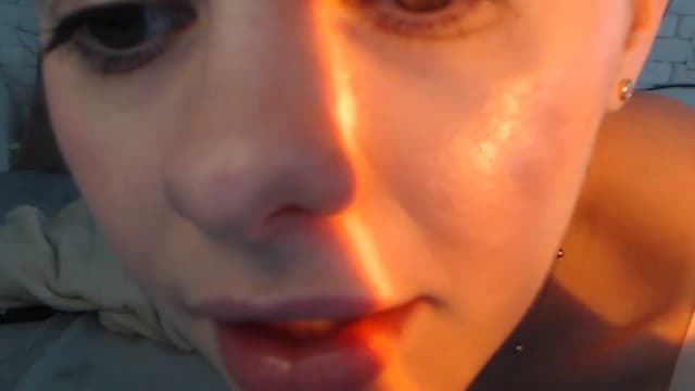 Gallery image thumbnail from ZoeMI's myfreecams stream on, 04/17/2023, 11:18 image 20 of 20