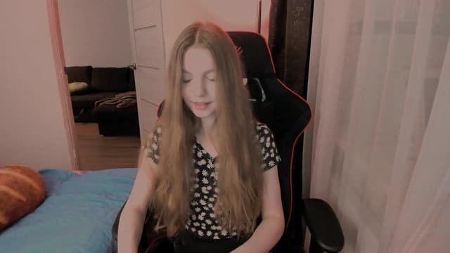 Gallery image thumbnail from al_ma's myfreecams stream on, 05/20/2023, 22:06 image 14 of 20