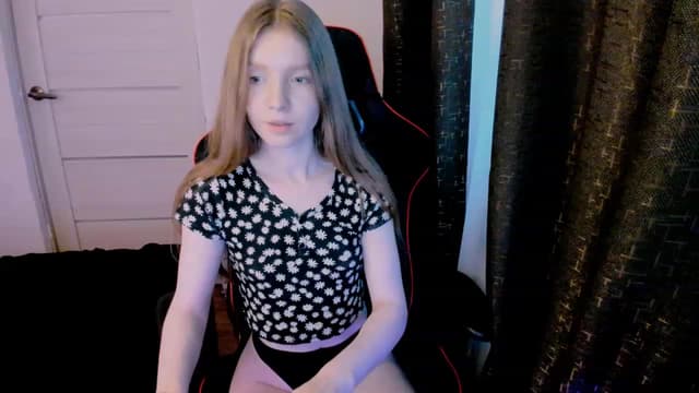 Gallery image thumbnail from al_ma's myfreecams stream on, 06/11/2023, 01:07 image 11 of 20