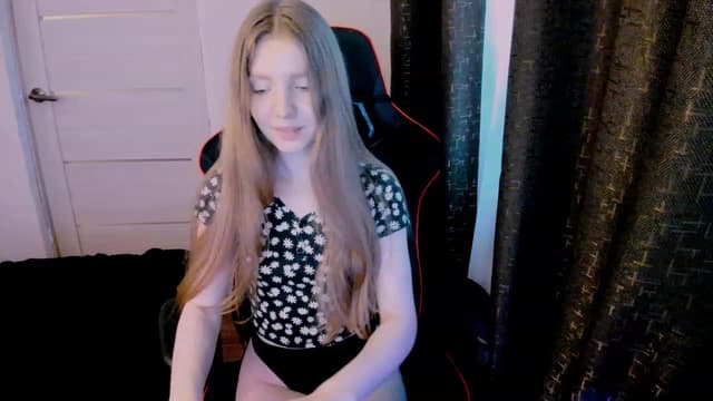 Gallery image thumbnail from al_ma's myfreecams stream on, 06/11/2023, 01:07 image 20 of 20