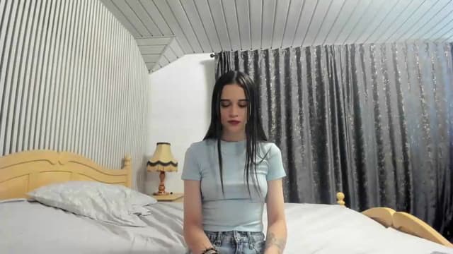 Gallery image thumbnail from aorra's myfreecams stream on, 07/12/2026, 24:32 image 13 of 20