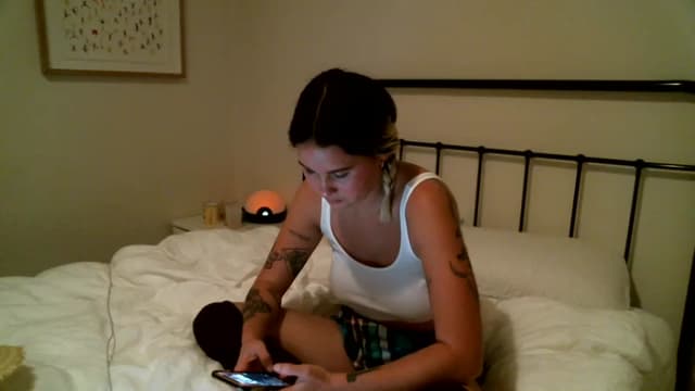 Gallery image thumbnail from b4mbi's myfreecams stream on, 09/18/2023, 11:00 image 19 of 20