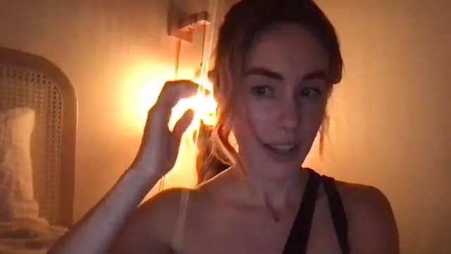 Gallery image thumbnail from clara's myfreecams stream on, 10/22/2024, 01:52 image 10 of 20