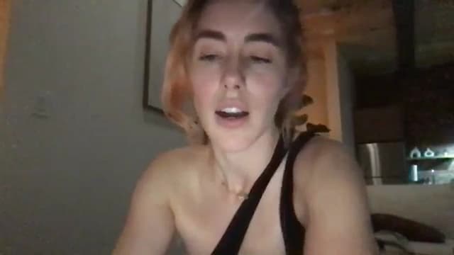 Gallery image thumbnail from clara's myfreecams stream on, 10/22/2024, 02:24 image 4 of 20