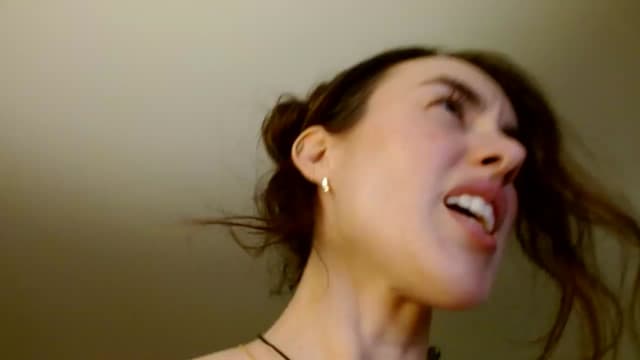 Gallery image thumbnail from clara's myfreecams stream on, 02/02/2025, 05:37 image 9 of 20