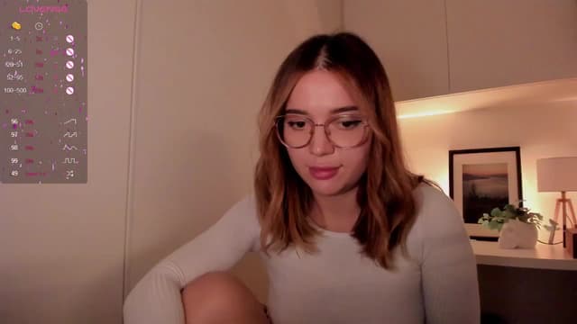 Gallery image thumbnail from cutee's myfreecams stream on, 09/05/2024, 12:24 image 9 of 20