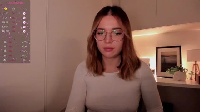 Gallery image thumbnail from cutee's myfreecams stream on, 09/05/2024, 12:24 image 8 of 20