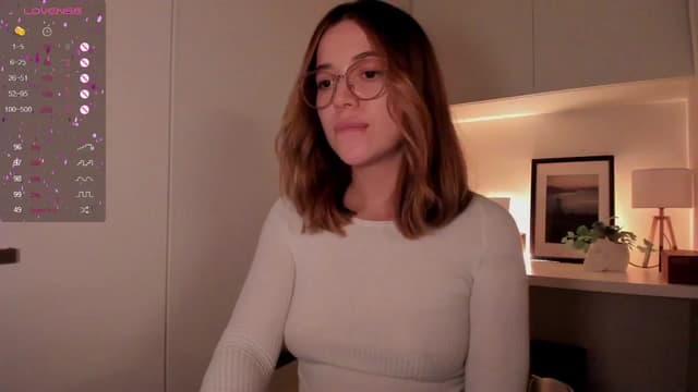 Gallery image thumbnail from cutee's myfreecams stream on, 09/05/2024, 15:25 image 18 of 20