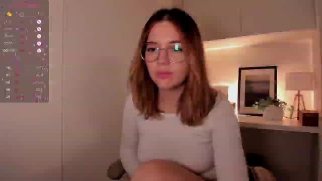 Gallery image thumbnail from cutee's myfreecams stream on, 09/05/2024, 16:54 image 20 of 20