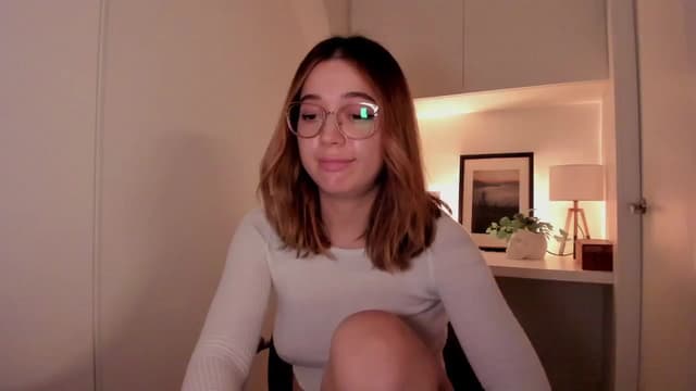 Gallery image thumbnail from cutee's myfreecams stream on, 09/05/2024, 18:30 image 14 of 20