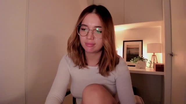 Gallery image thumbnail from cutee's myfreecams stream on, 09/05/2024, 18:30 image 17 of 20