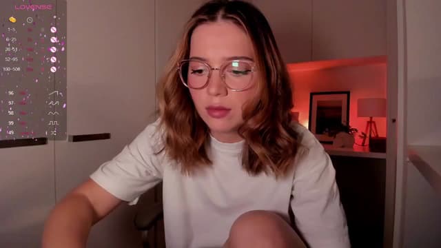 Gallery image thumbnail from cutee's myfreecams stream on, 09/08/2024, 14:52 image 1 of 20