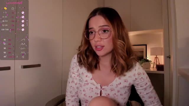 Gallery image thumbnail from cutee's myfreecams stream on, 09/09/2024, 15:52 image 8 of 20